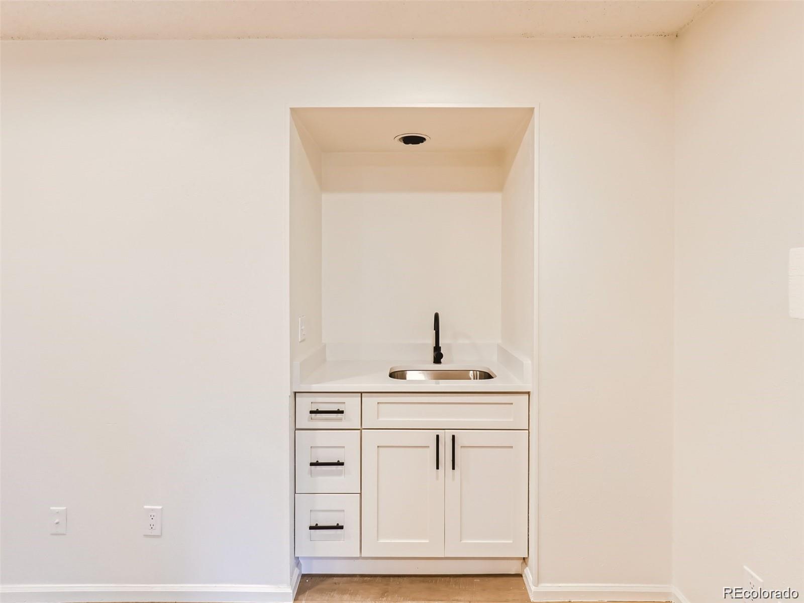 MLS Image #12 for 10920 w florida avenue,denver, Colorado