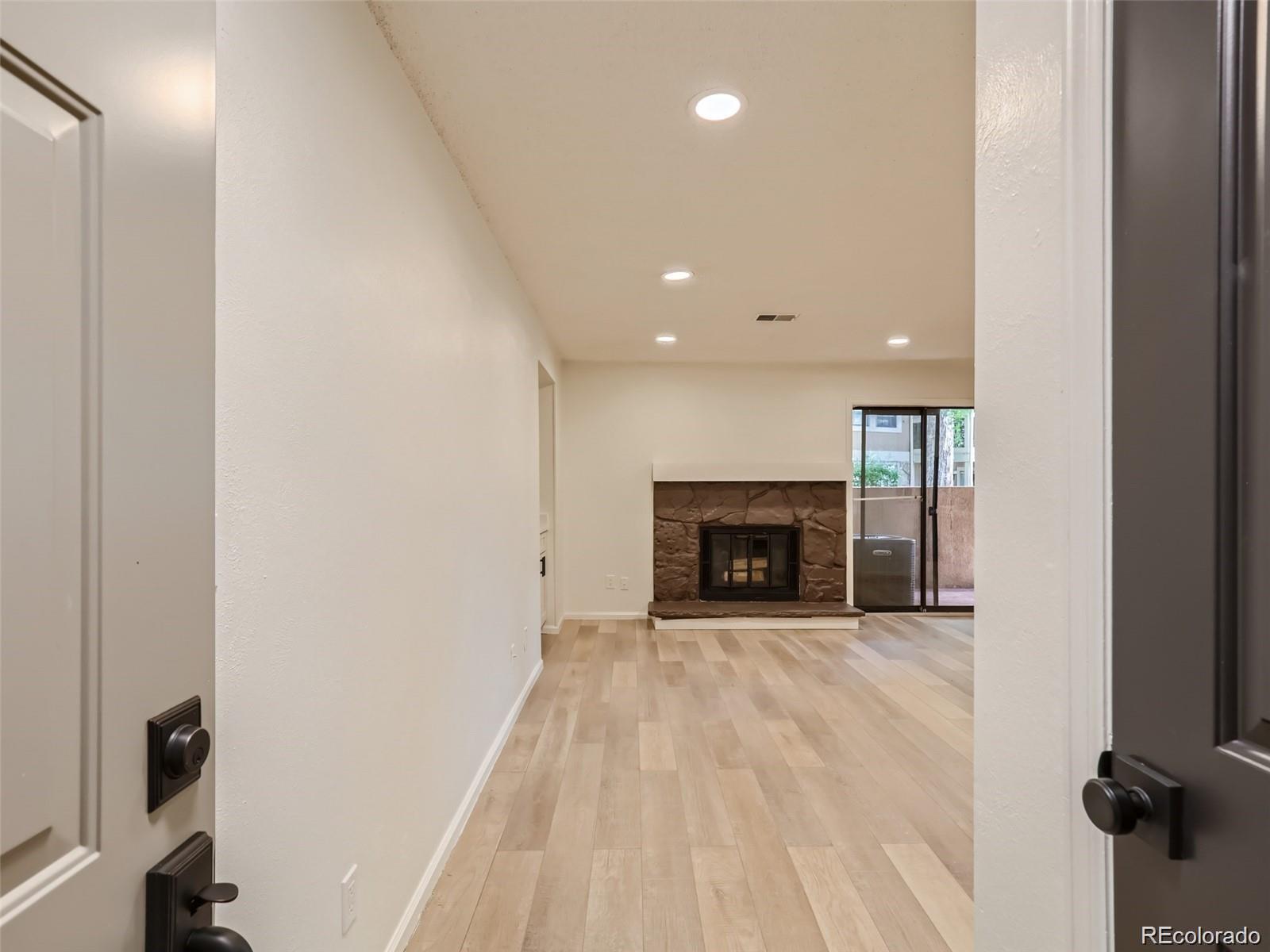 MLS Image #8 for 10920 w florida avenue,denver, Colorado
