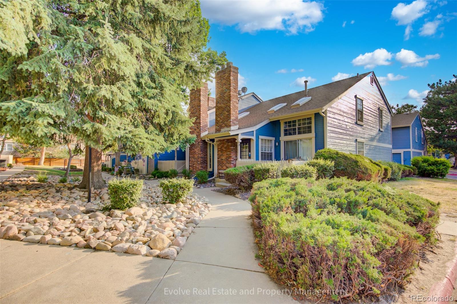 MLS Image #2 for 14196 e radcliff circle,aurora, Colorado