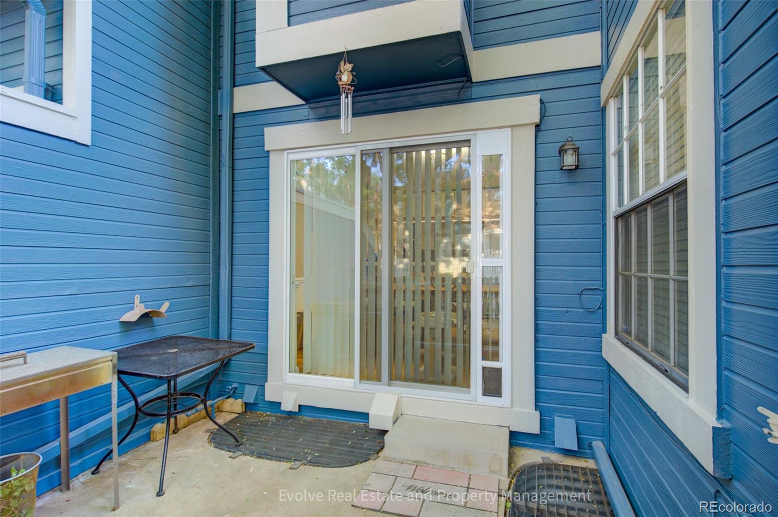 MLS Image #3 for 14196 e radcliff circle,aurora, Colorado