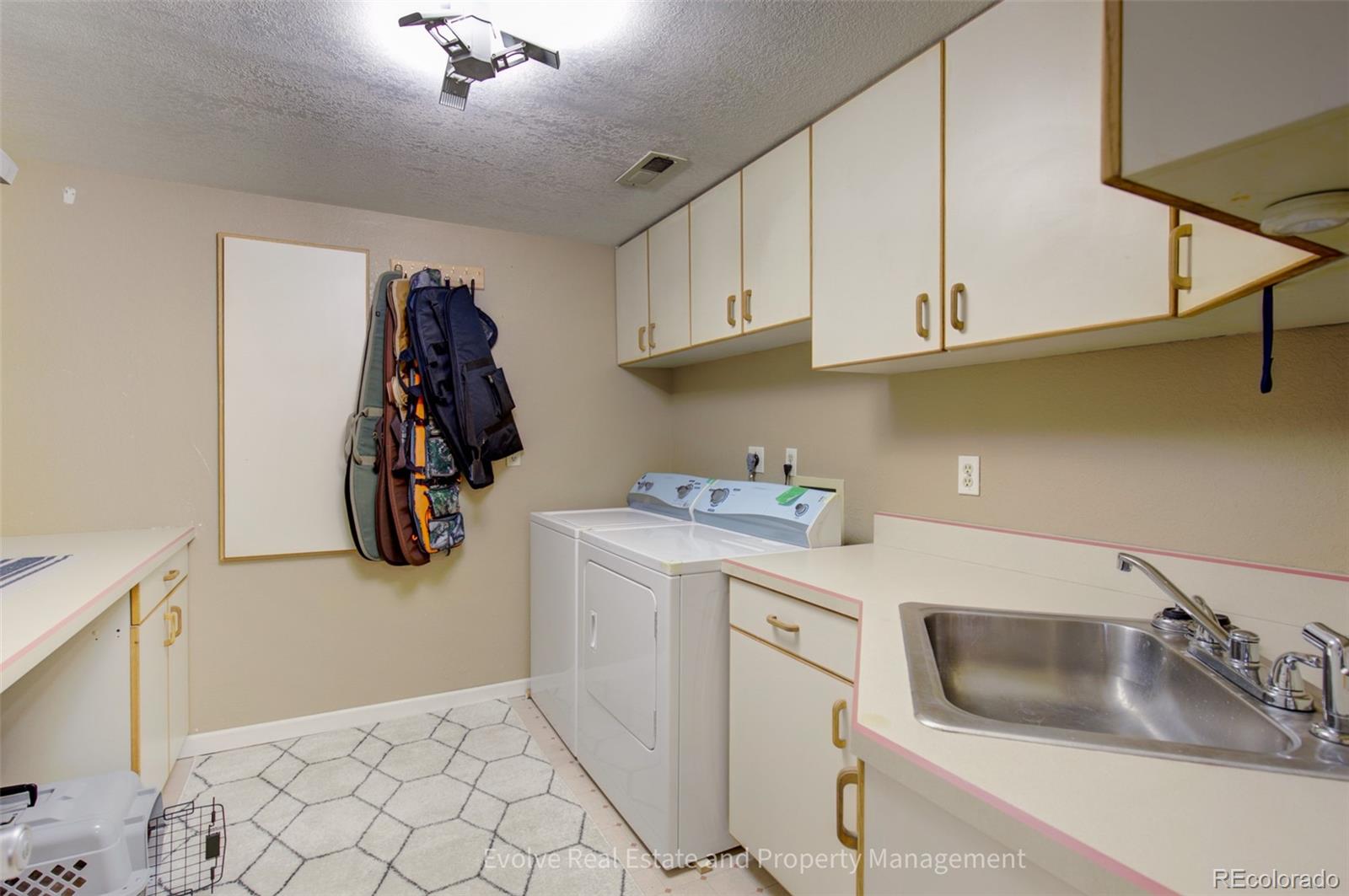 MLS Image #31 for 14196 e radcliff circle,aurora, Colorado