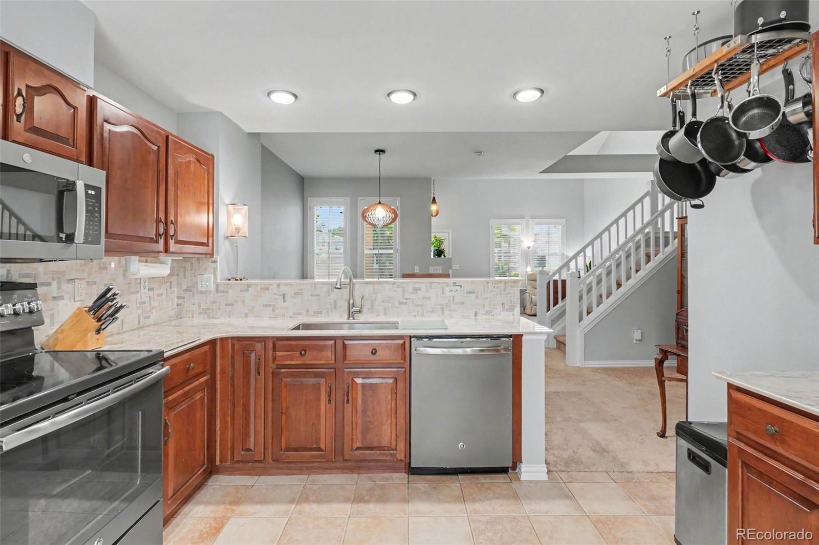 MLS Image #8 for 5155 w quincy avenue,denver, Colorado
