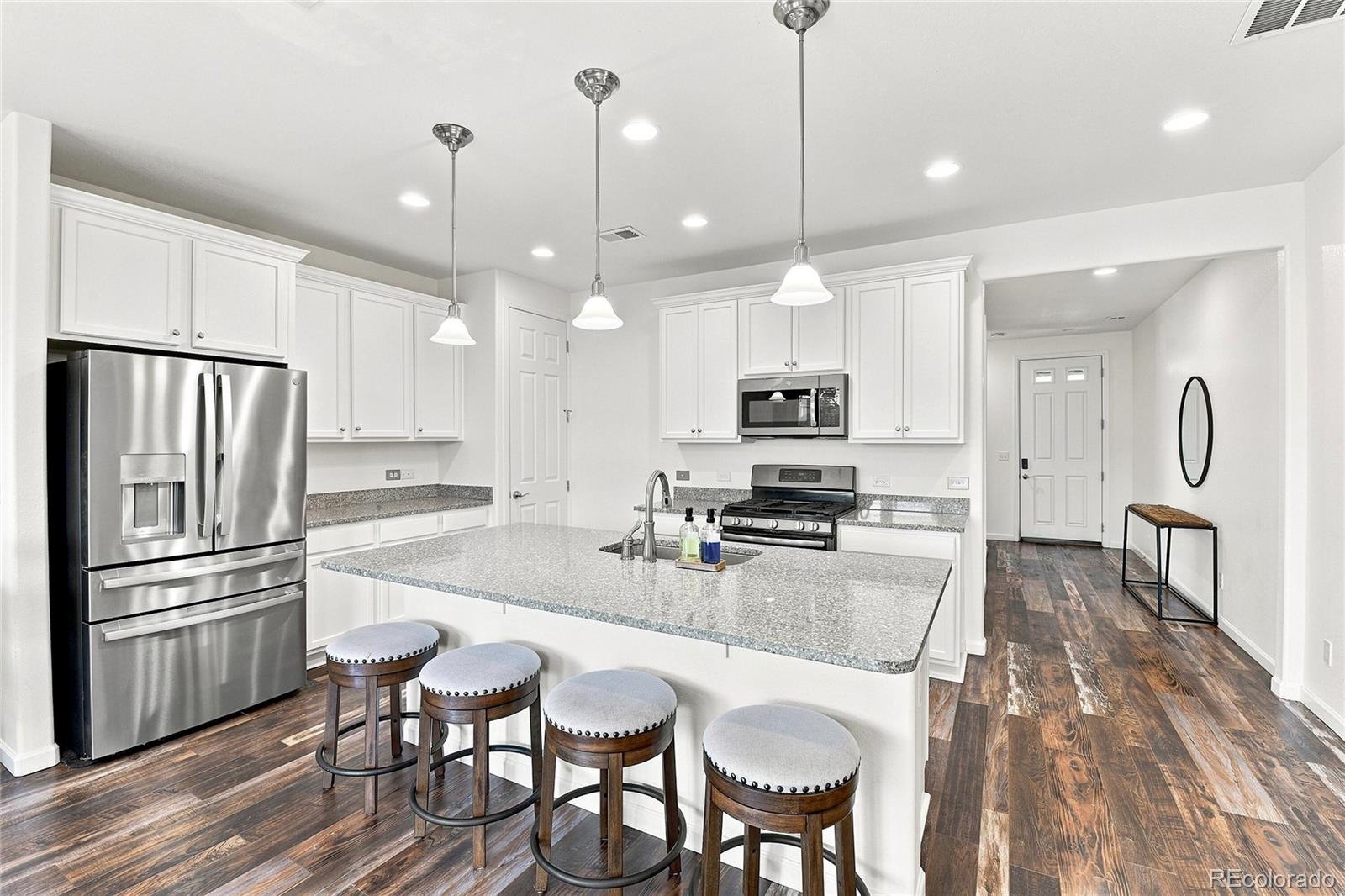 MLS Image #10 for 200 s langdale court,aurora, Colorado