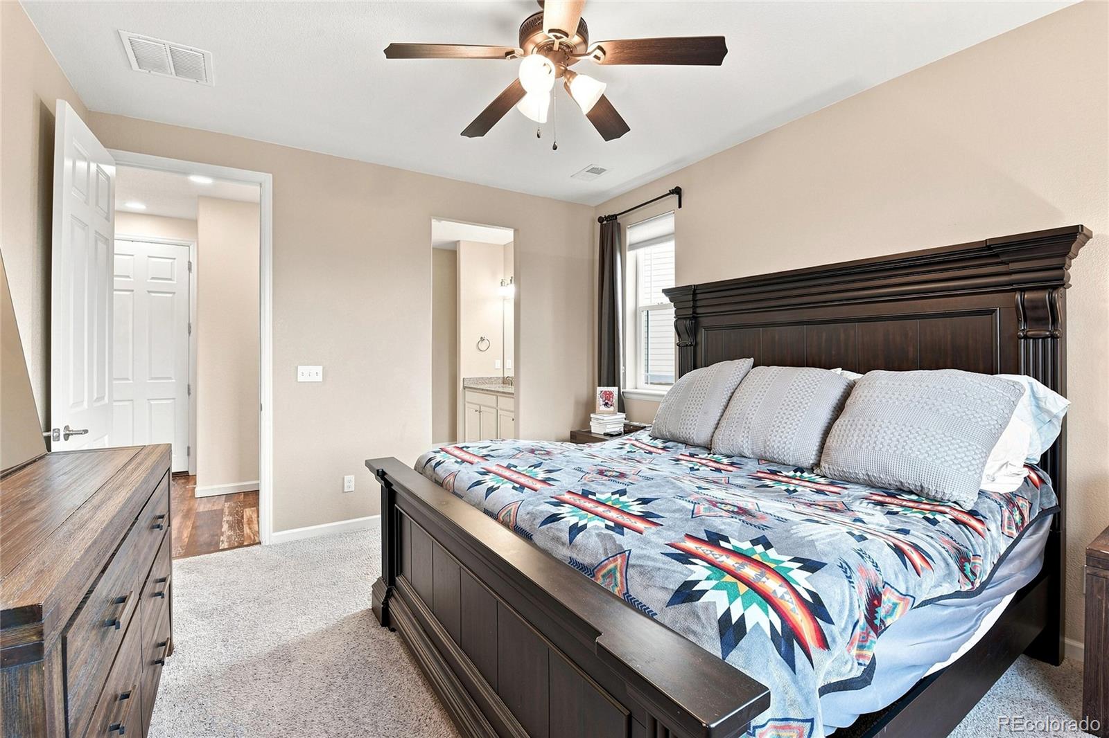 MLS Image #15 for 200 s langdale court,aurora, Colorado