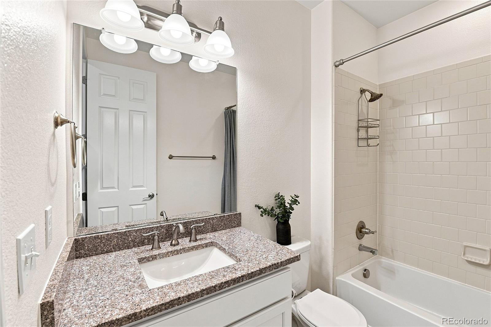 MLS Image #21 for 200 s langdale court,aurora, Colorado