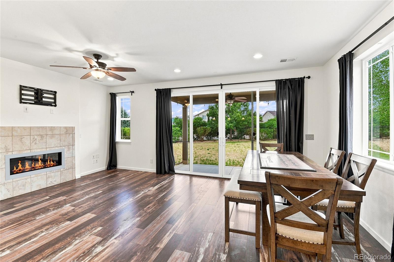 MLS Image #8 for 200 s langdale court,aurora, Colorado
