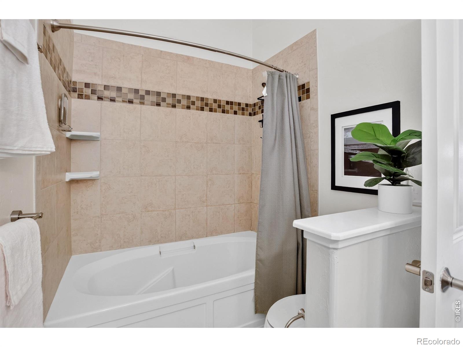 MLS Image #21 for 714  albion street ,denver, Colorado