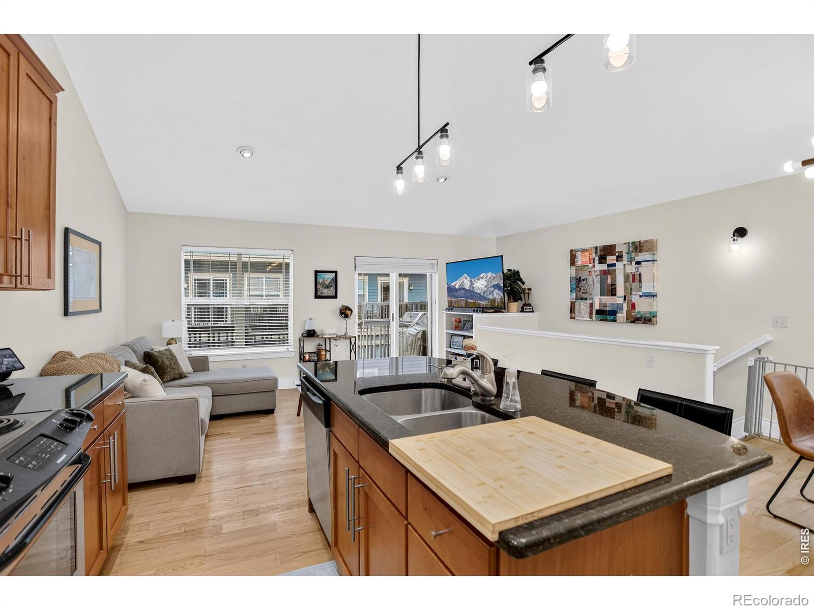 MLS Image #3 for 714  albion street ,denver, Colorado