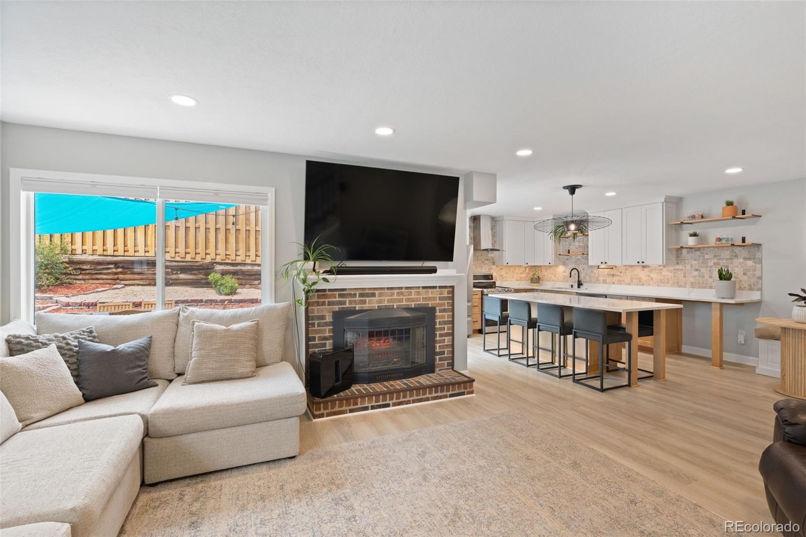 MLS Image #3 for 7181  eaton court,arvada, Colorado