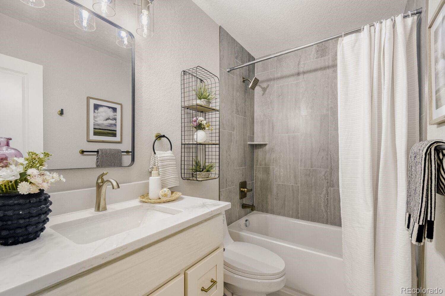 MLS Image #26 for 3111 s holly place,denver, Colorado