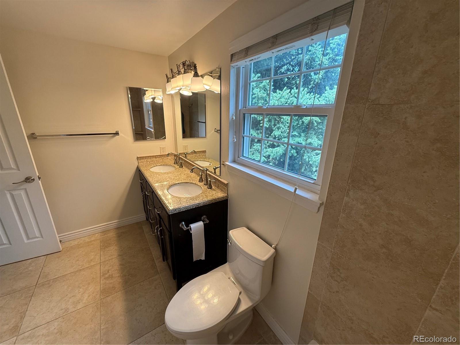 MLS Image #10 for 7338 s hudson way,littleton, Colorado