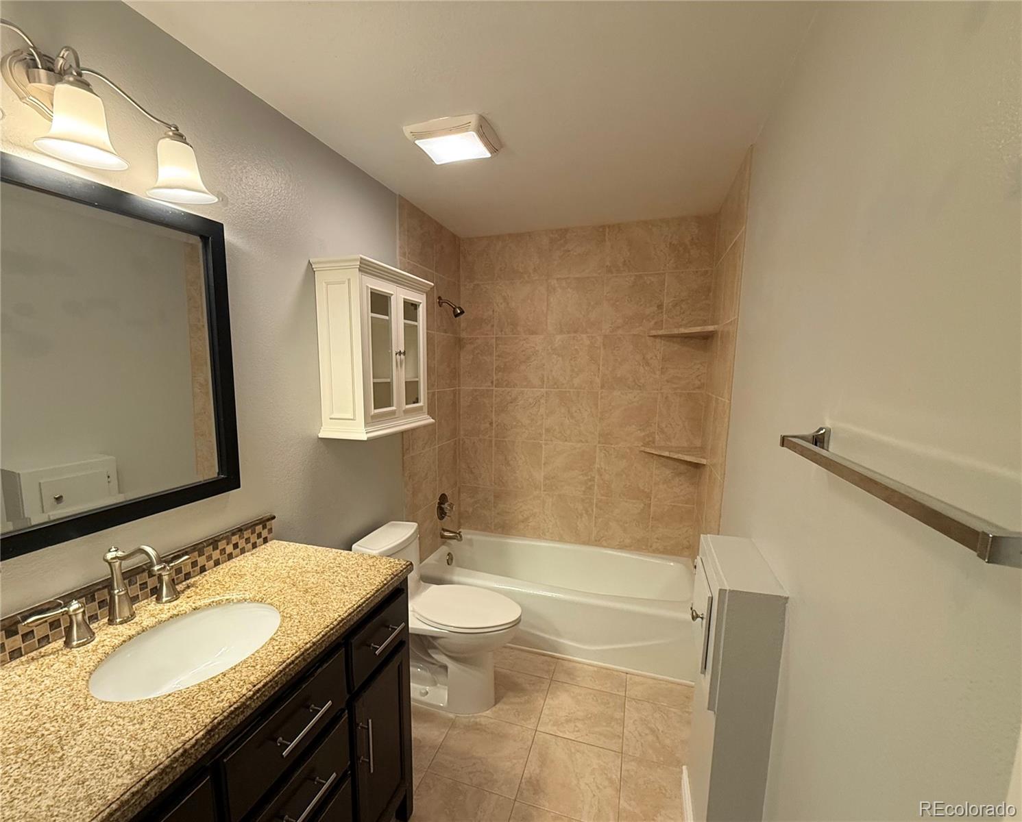 MLS Image #13 for 7338 s hudson way,littleton, Colorado