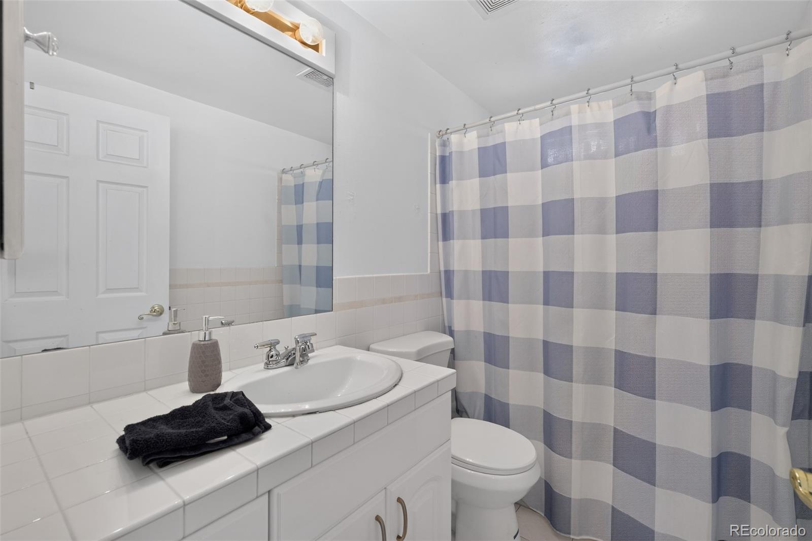 MLS Image #21 for 1580 s knox court,denver, Colorado