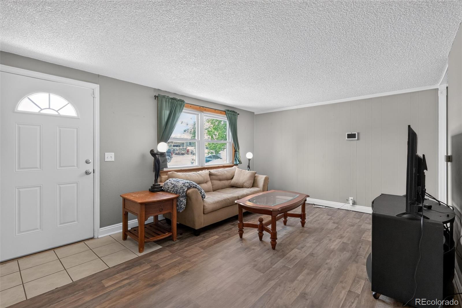 MLS Image #4 for 1580 s knox court,denver, Colorado