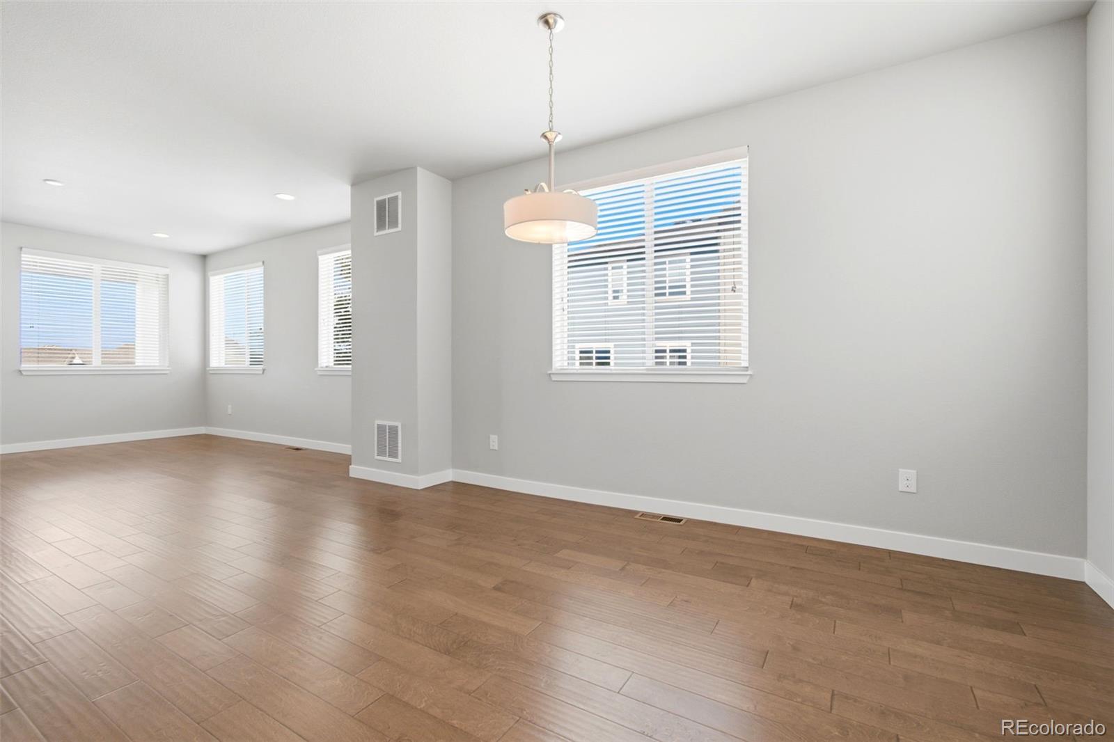 MLS Image #12 for 638 e hinsdale avenue,littleton, Colorado