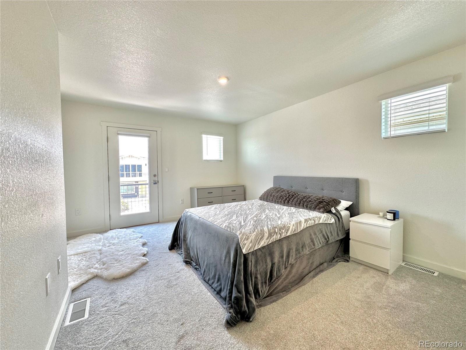 MLS Image #3 for 5030 n walden way,denver, Colorado