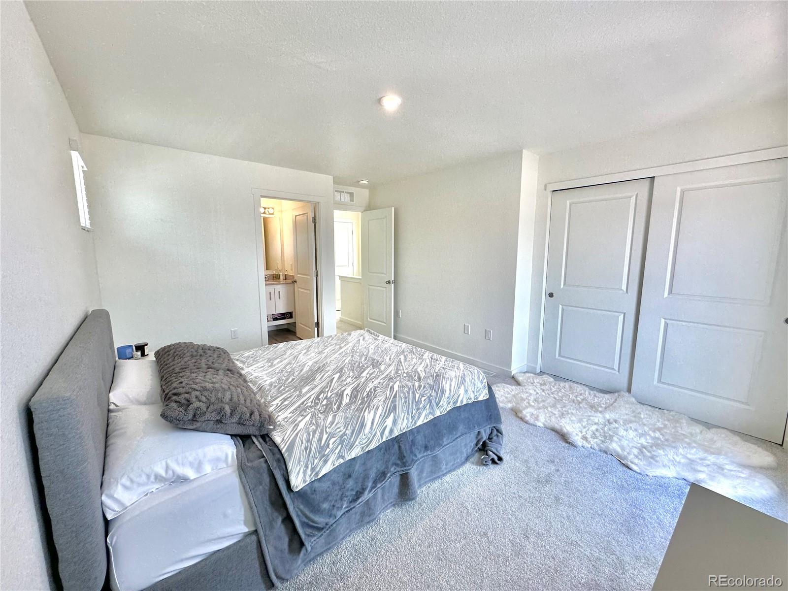 MLS Image #6 for 5030 n walden way,denver, Colorado
