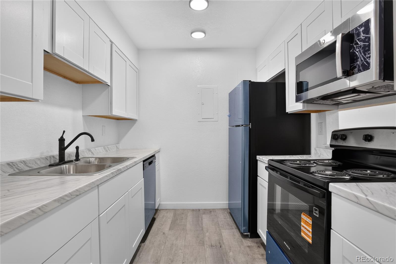 MLS Image #4 for 14226 e 1st drive c03,aurora, Colorado