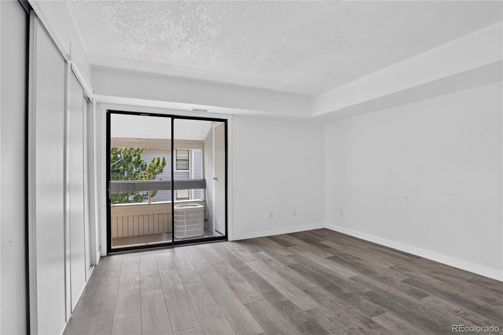 MLS Image #6 for 14226 e 1st drive c03,aurora, Colorado