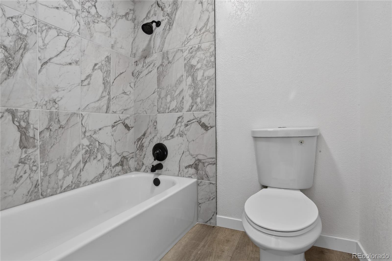 MLS Image #9 for 14226 e 1st drive c03,aurora, Colorado