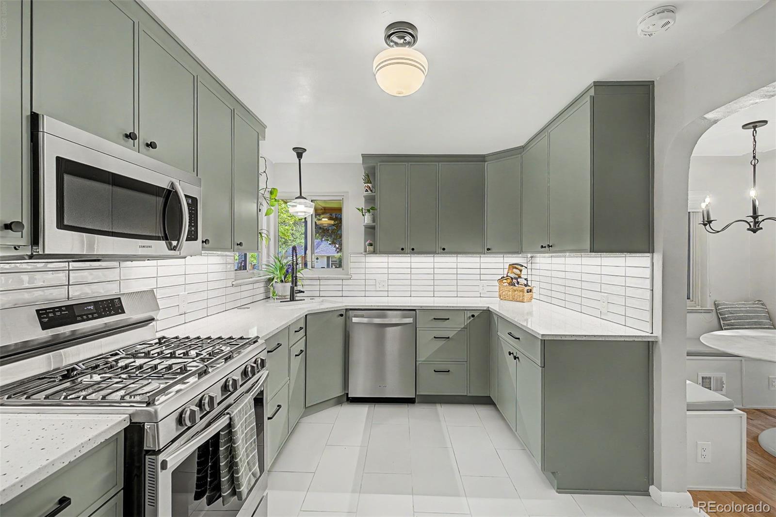 MLS Image #15 for 2960 s corona street,englewood, Colorado