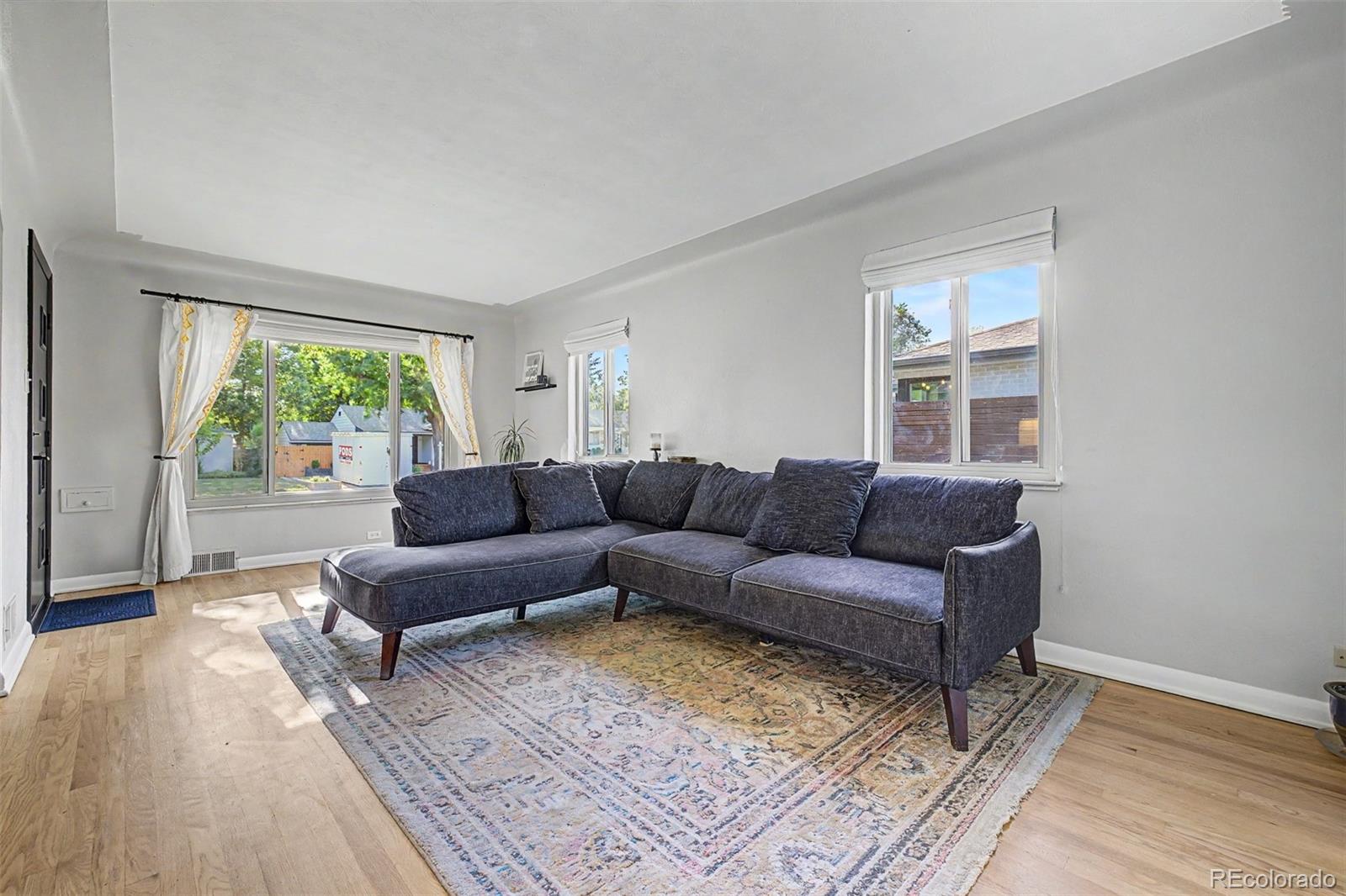 MLS Image #7 for 2960 s corona street,englewood, Colorado