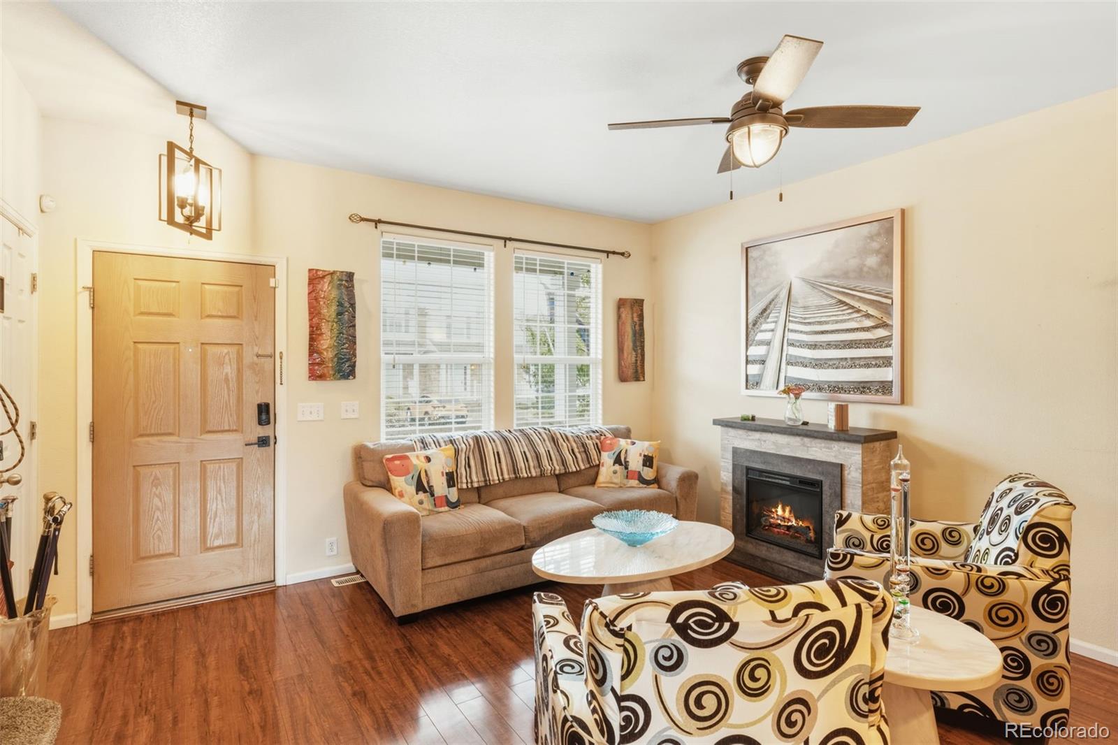 MLS Image #2 for 2044  creekridge point,colorado springs, Colorado