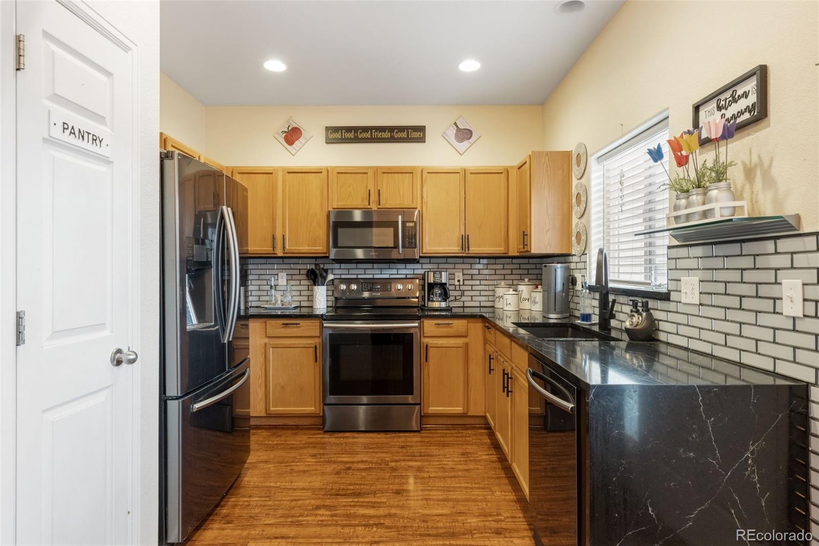 MLS Image #9 for 2044  creekridge point,colorado springs, Colorado