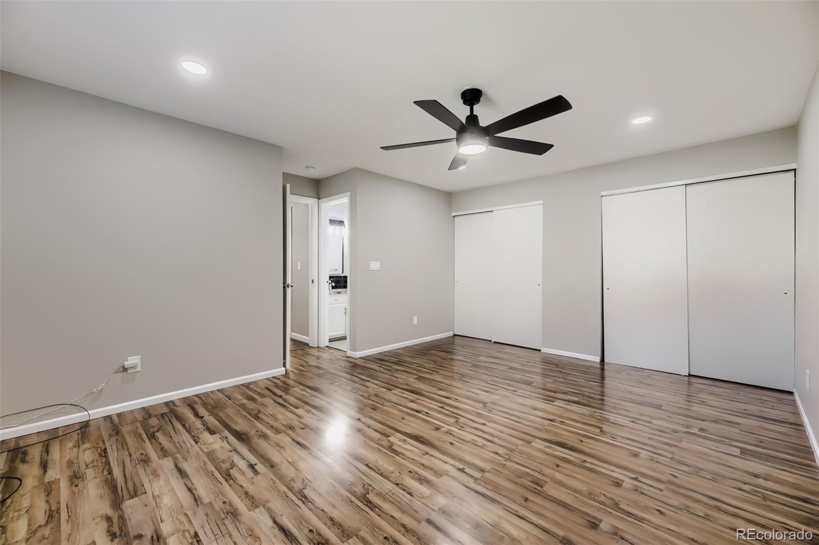 MLS Image #11 for 7136 w portland avenue,littleton, Colorado