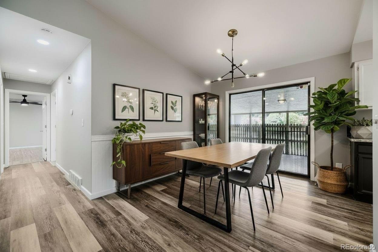 MLS Image #6 for 7136 w portland avenue,littleton, Colorado