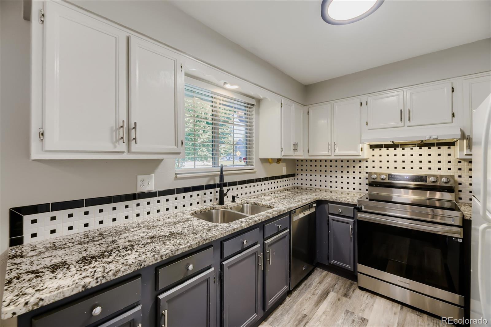 MLS Image #7 for 7136 w portland avenue,littleton, Colorado