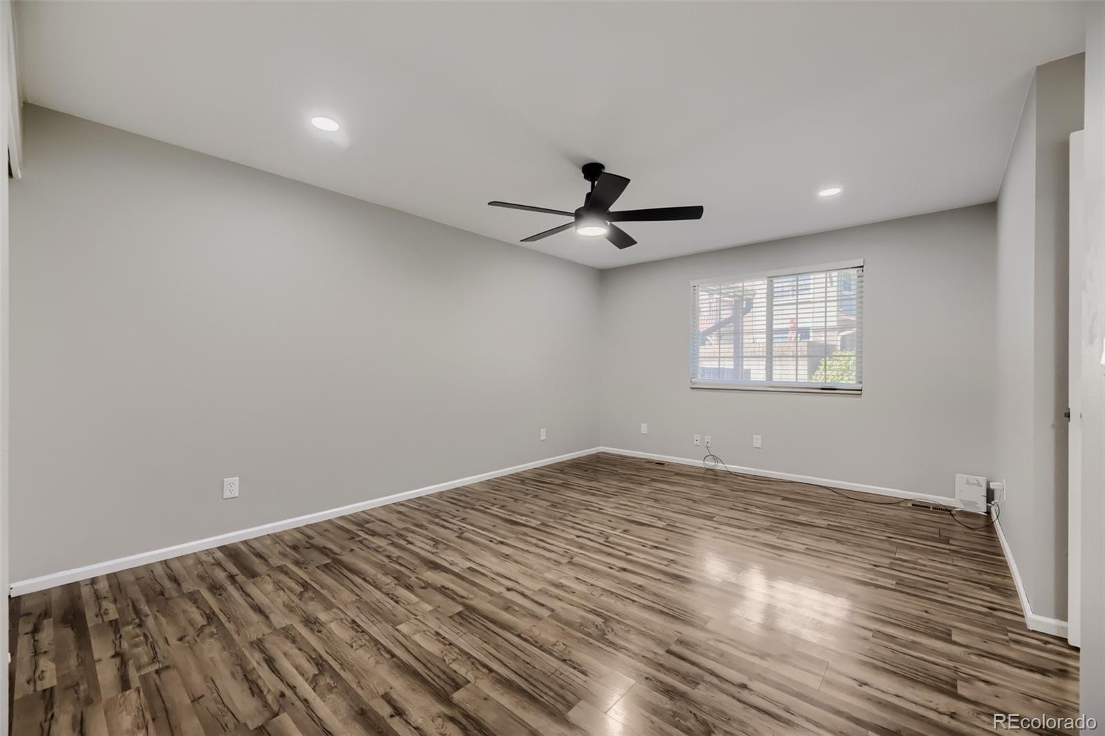 MLS Image #9 for 7136 w portland avenue,littleton, Colorado