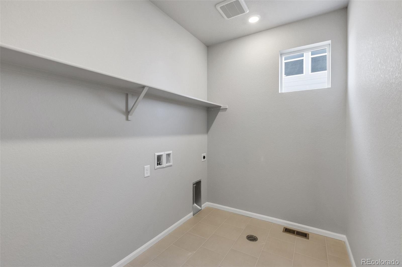 MLS Image #10 for 15352  poplar street,thornton, Colorado