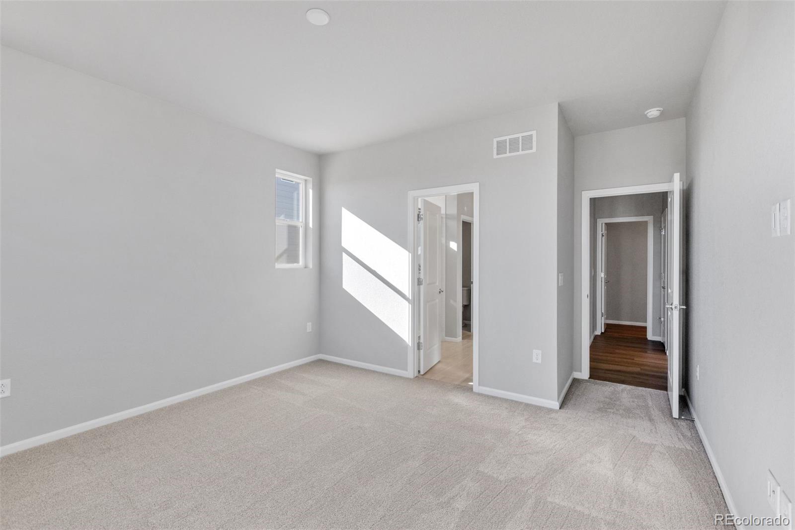 MLS Image #12 for 15352  poplar street,thornton, Colorado
