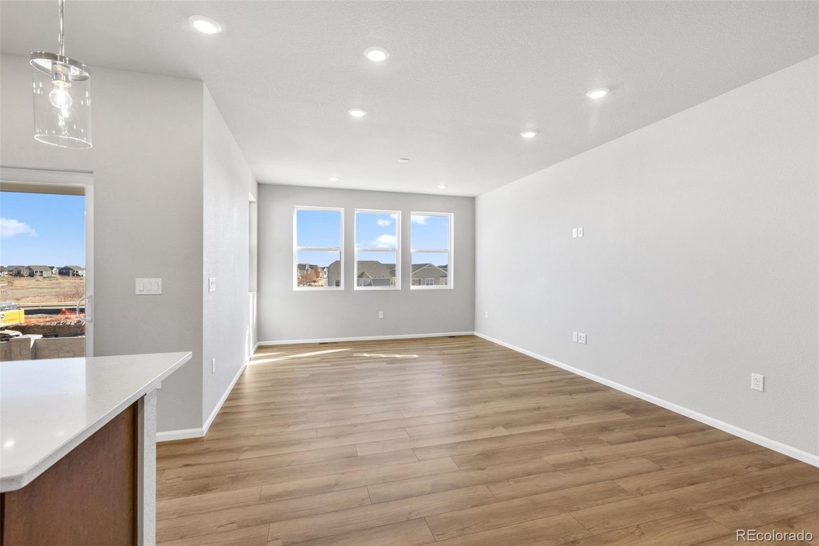 MLS Image #2 for 15352  poplar street,thornton, Colorado