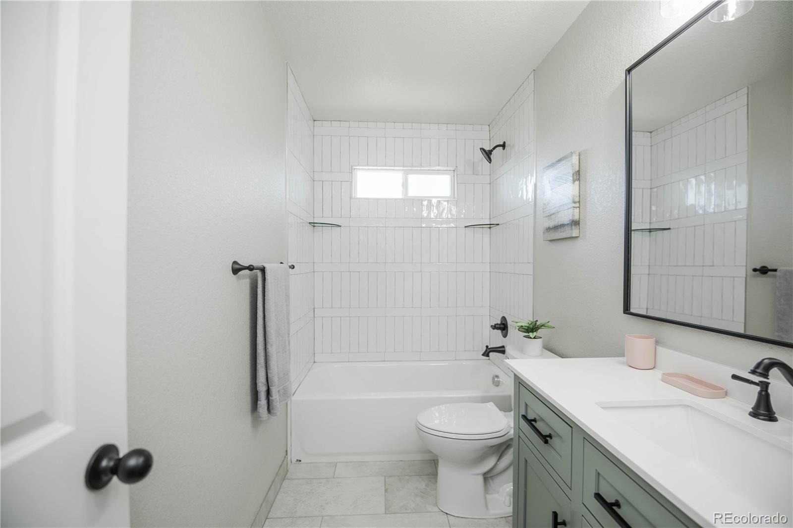 MLS Image #11 for 540  el paso boulevard,denver, Colorado