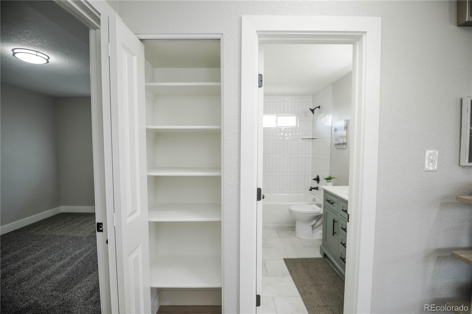 MLS Image #15 for 540  el paso boulevard,denver, Colorado