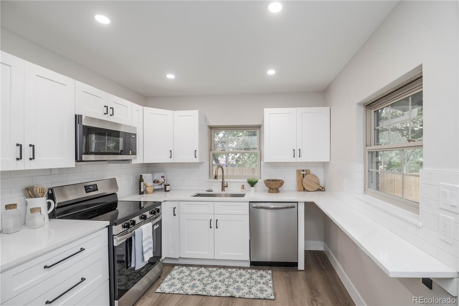 MLS Image #15 for 306 e maplewood avenue,littleton, Colorado