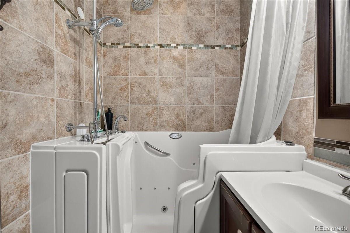 MLS Image #21 for 719 s swadley street,denver, Colorado