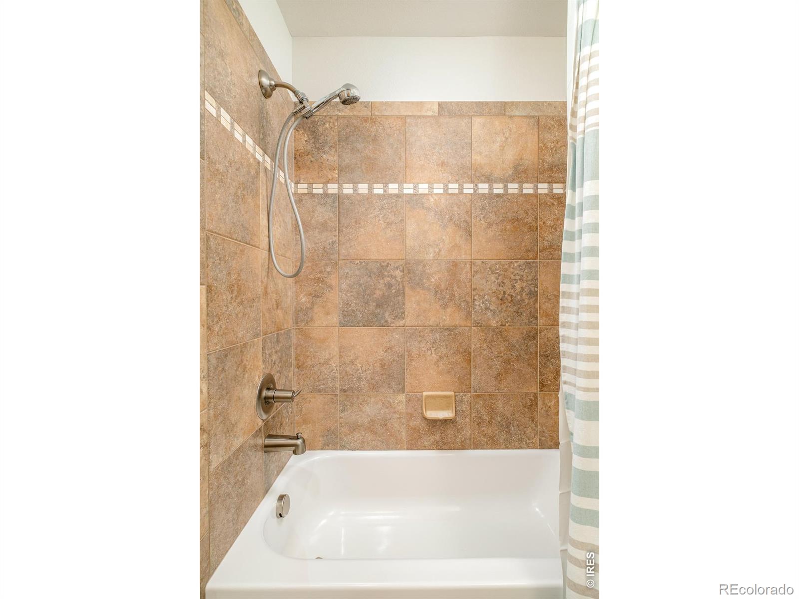 MLS Image #23 for 4121  lonetree court,boulder, Colorado