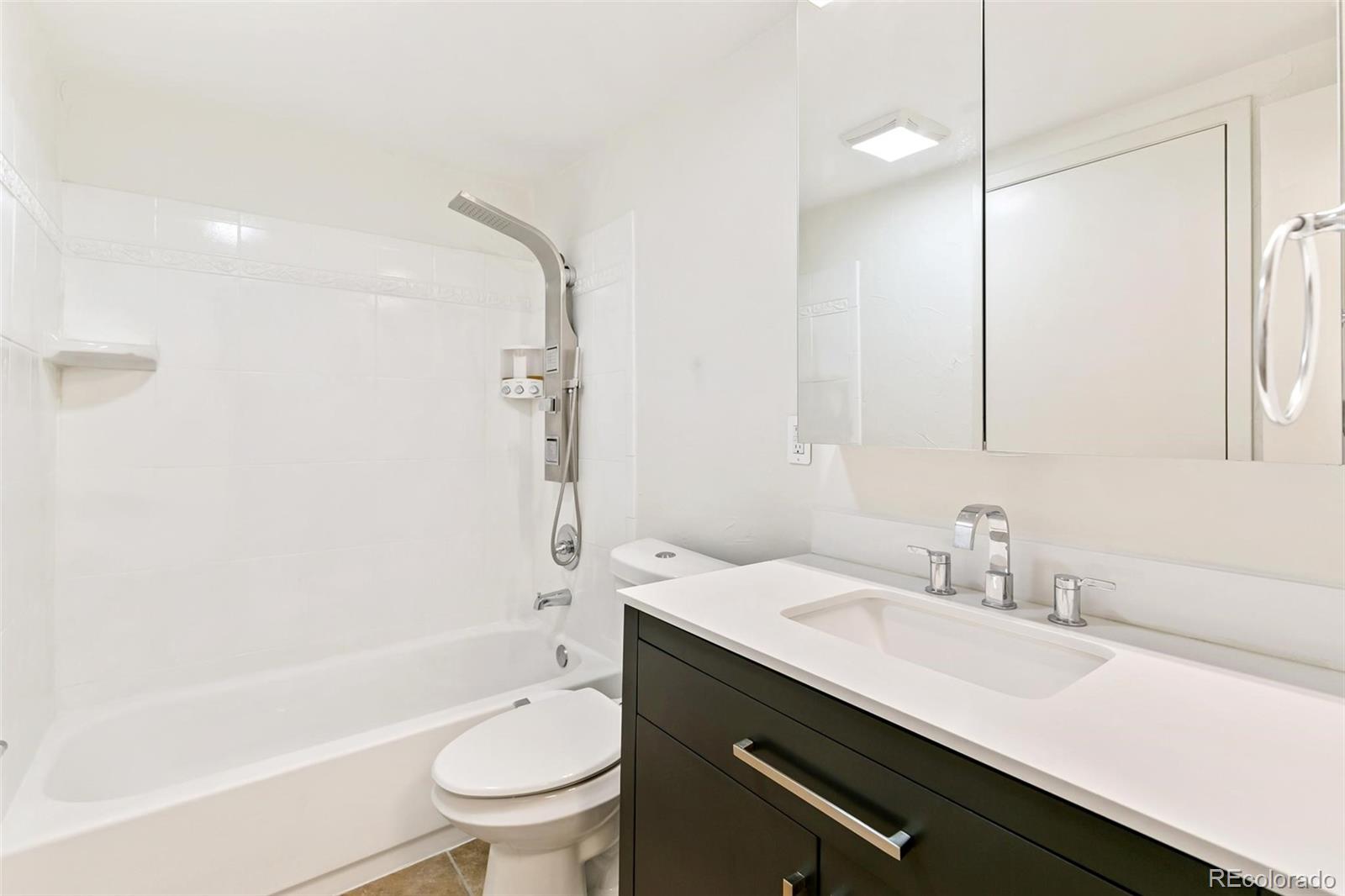MLS Image #12 for 5902 s willow way,englewood, Colorado