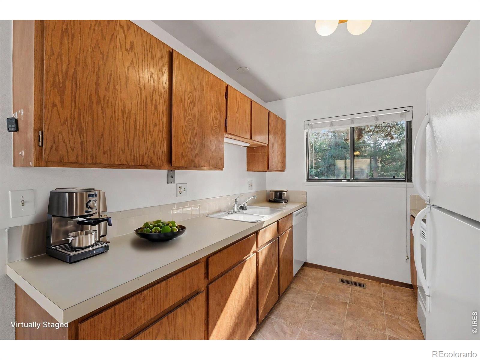 MLS Image #4 for 814  arbor avenue,fort collins, Colorado