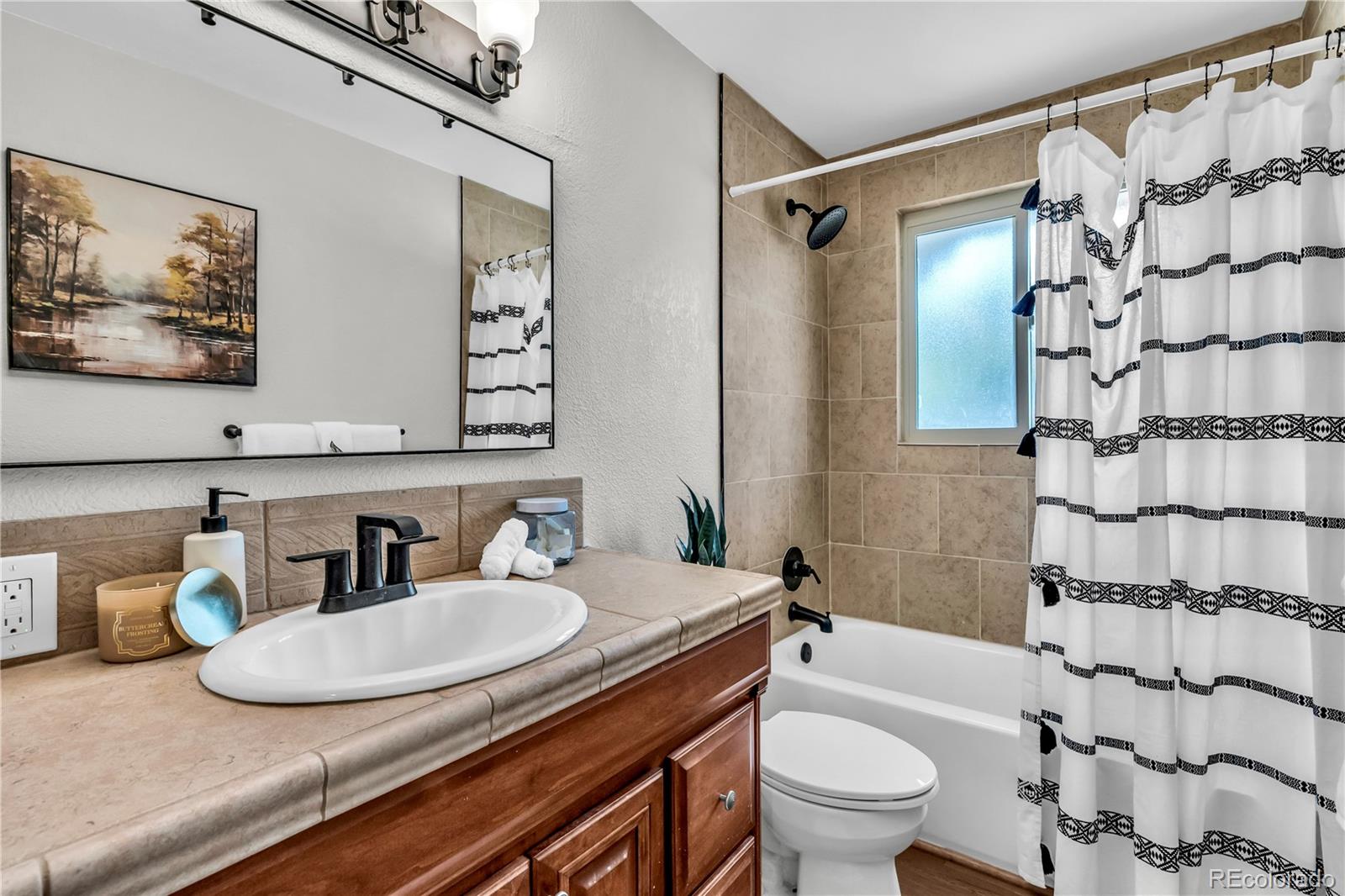 MLS Image #13 for 2410  lewis street,denver, Colorado