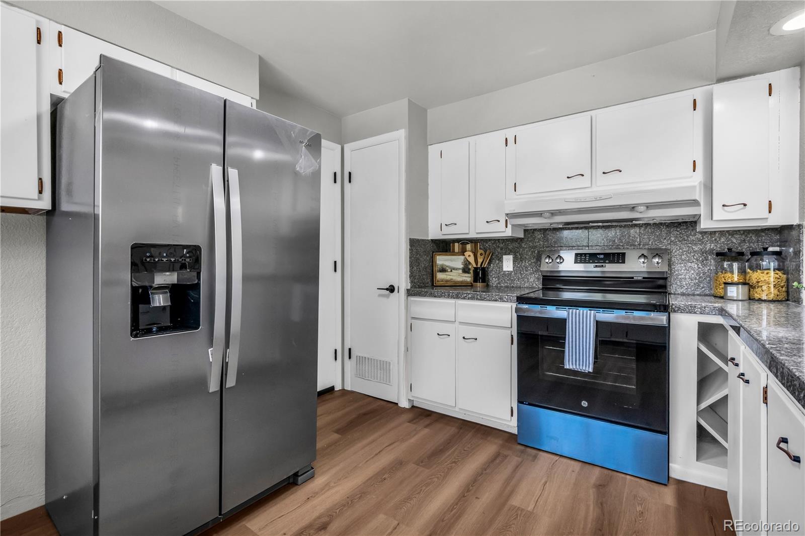 MLS Image #6 for 2410  lewis street,denver, Colorado