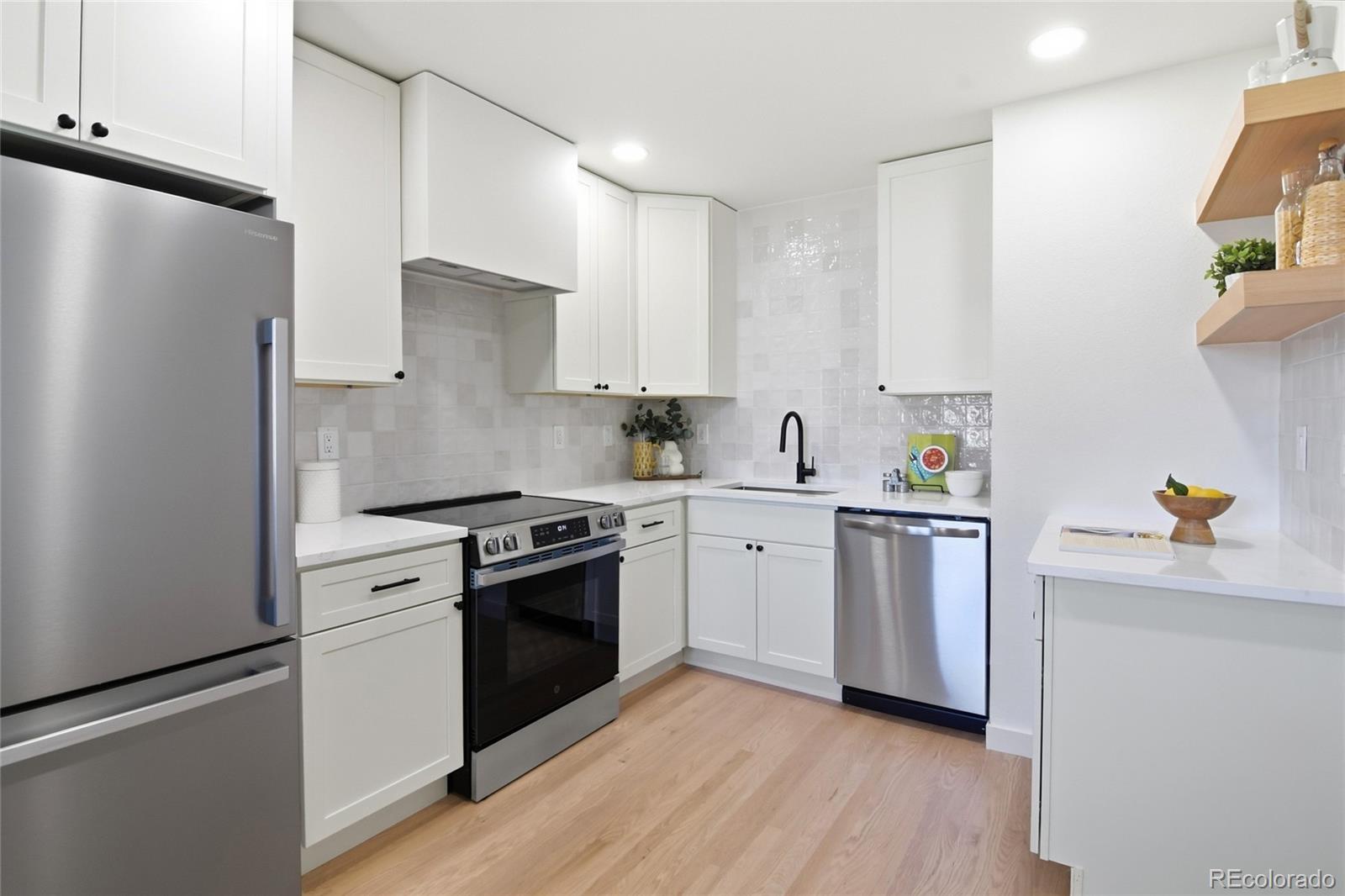 MLS Image #4 for 3662  grape street,denver, Colorado