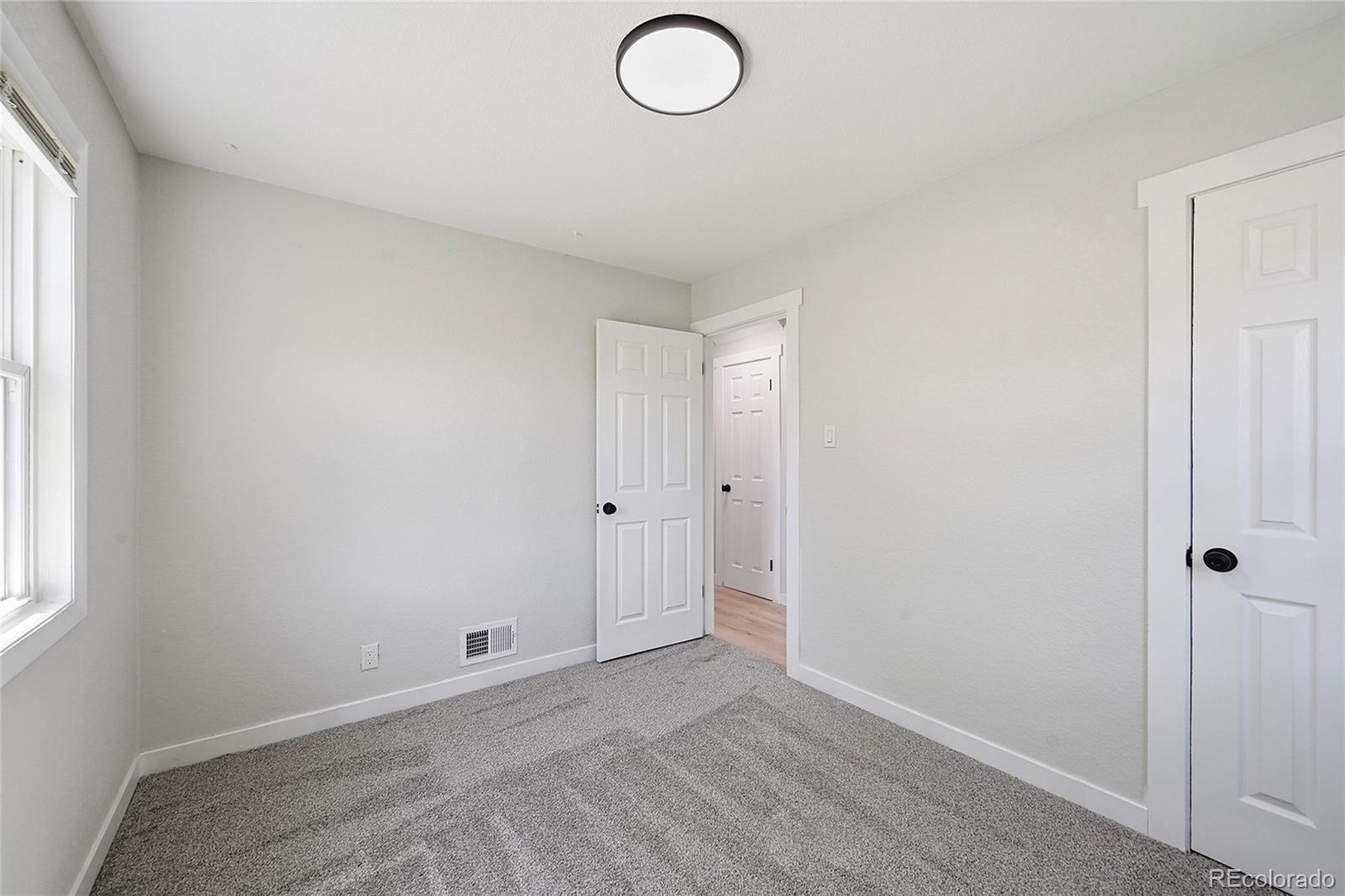 MLS Image #15 for 2520 s hazel court,denver, Colorado