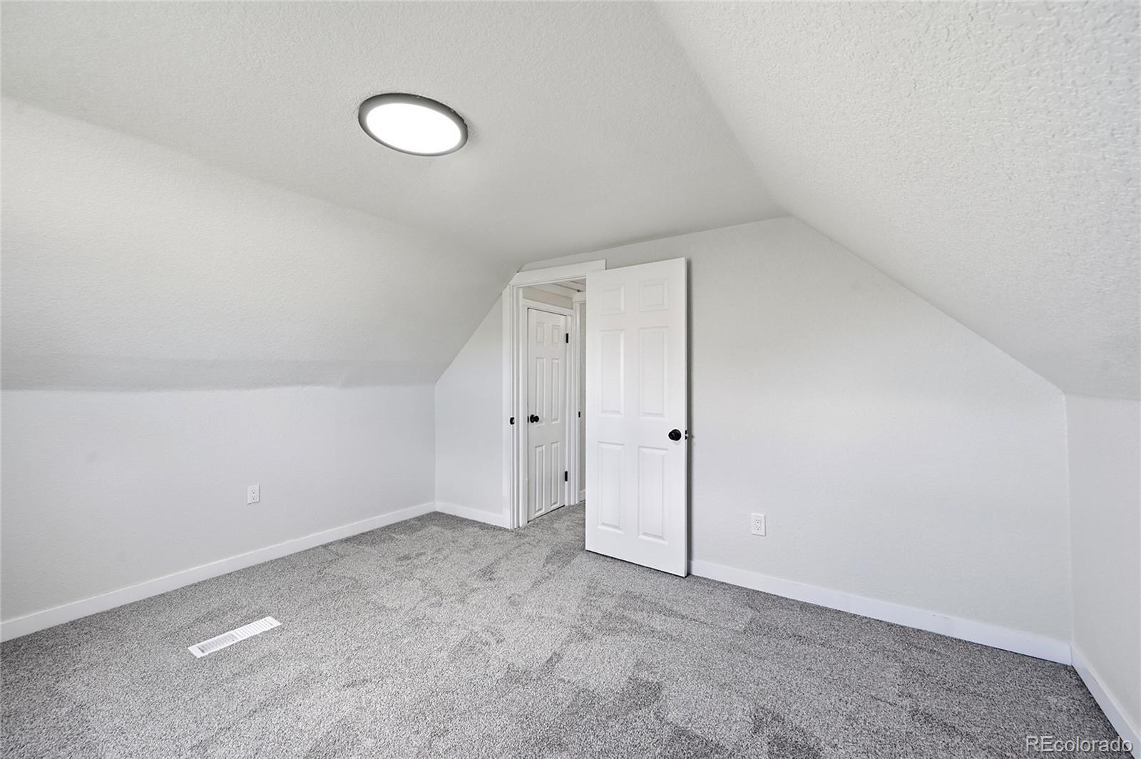 MLS Image #17 for 2520 s hazel court,denver, Colorado