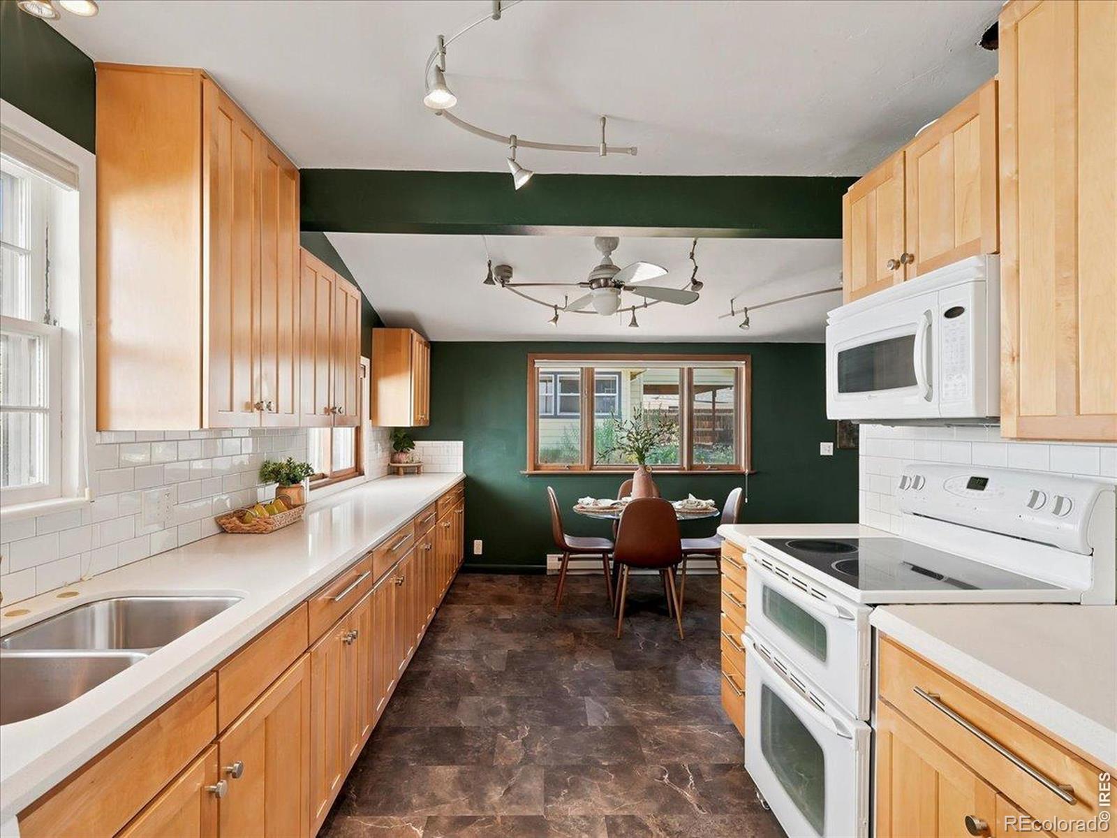 MLS Image #14 for 835 w 5th street,loveland, Colorado