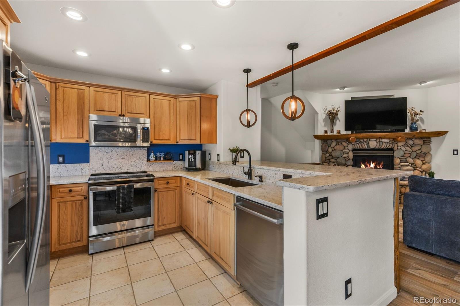 MLS Image #8 for 6  crown court,dillon, Colorado