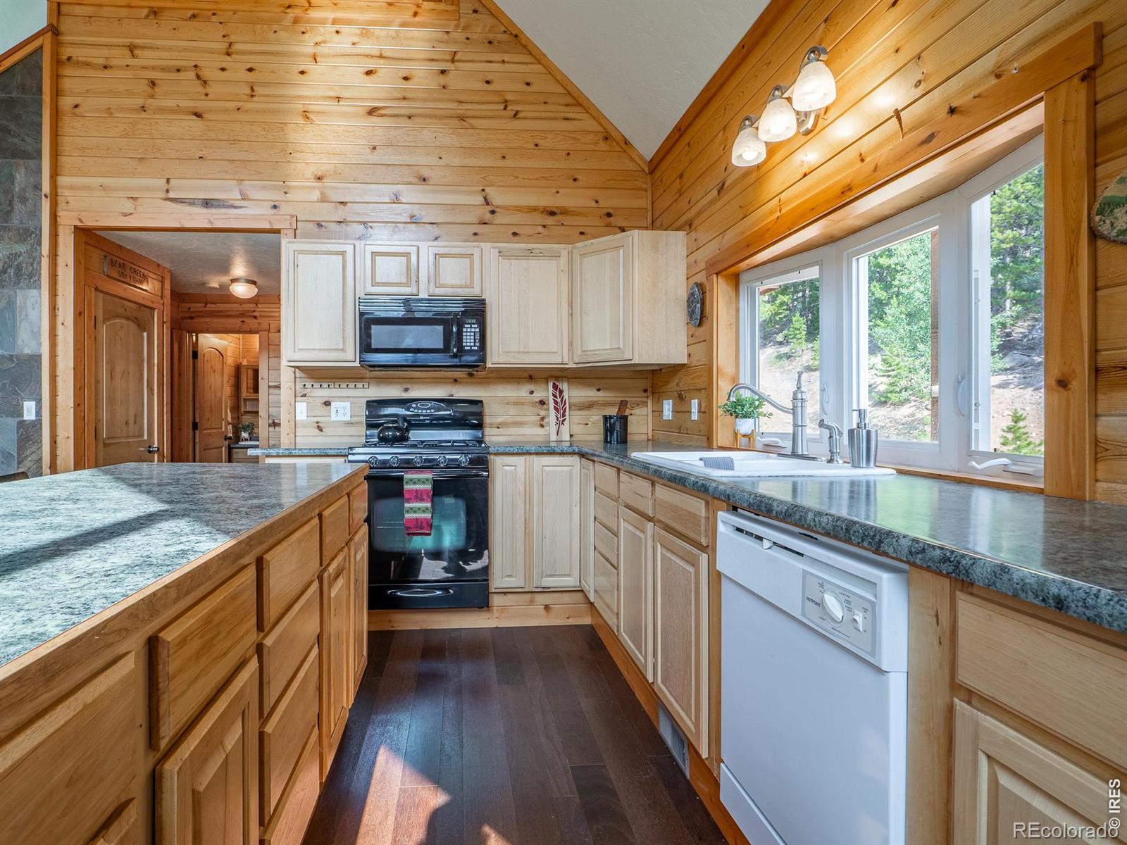MLS Image #11 for 62  algonkin court,red feather lakes, Colorado